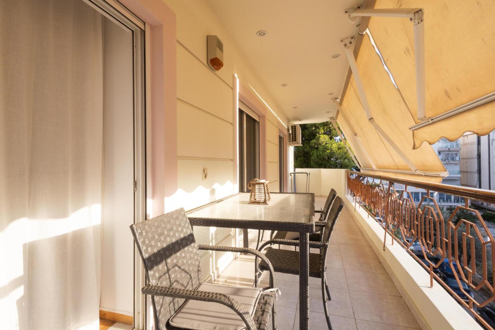 Luxury And Spacious Apt For 8 Guests New Features April 2025 Афины Экстерьер фото