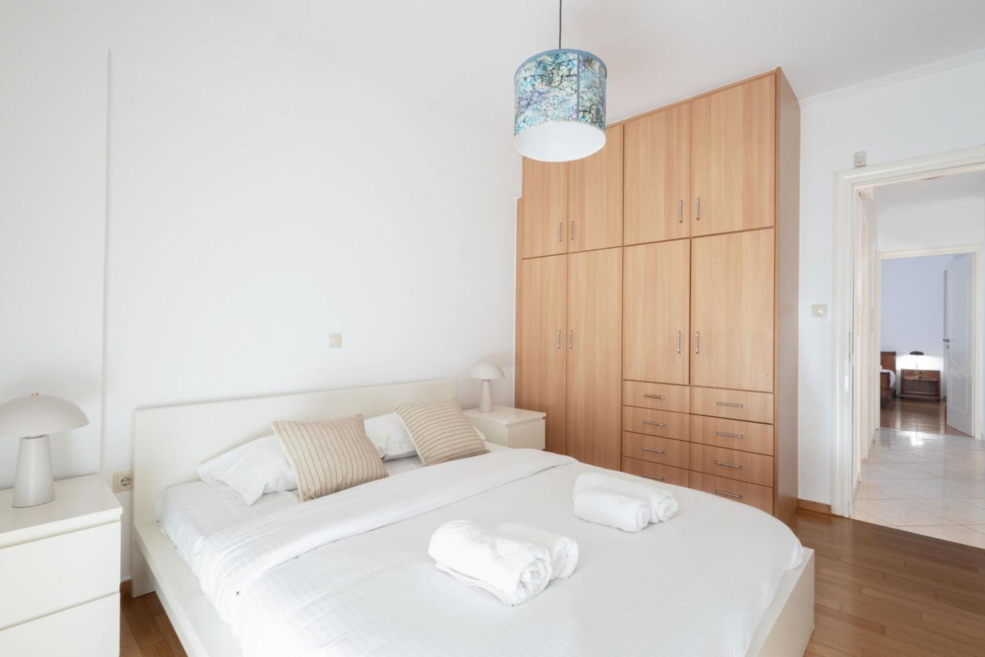 Luxury And Spacious Apt For 8 Guests New Features April 2025 Афины Экстерьер фото