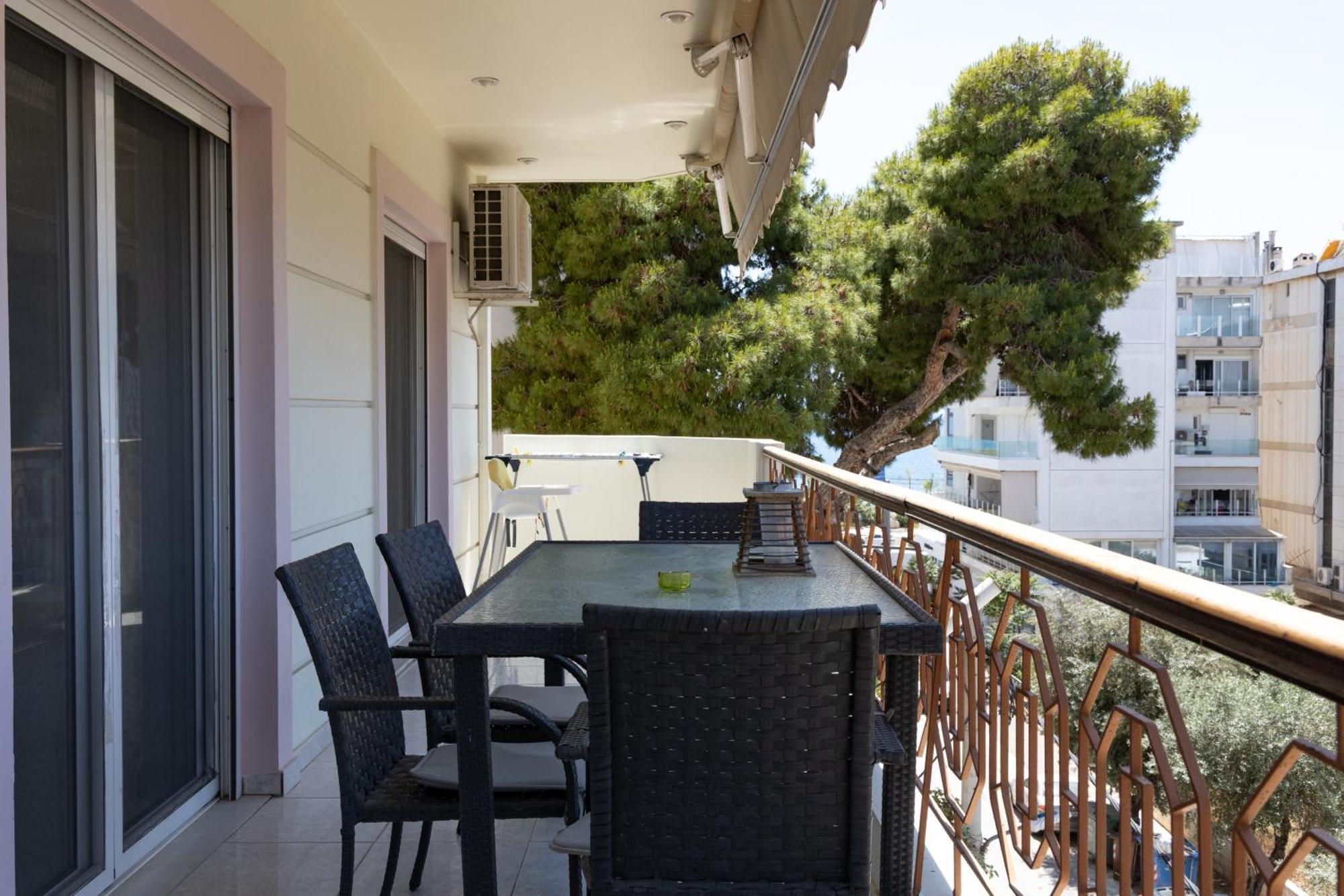 Luxury And Spacious Apt For 8 Guests New Features April 2025 Афины Экстерьер фото